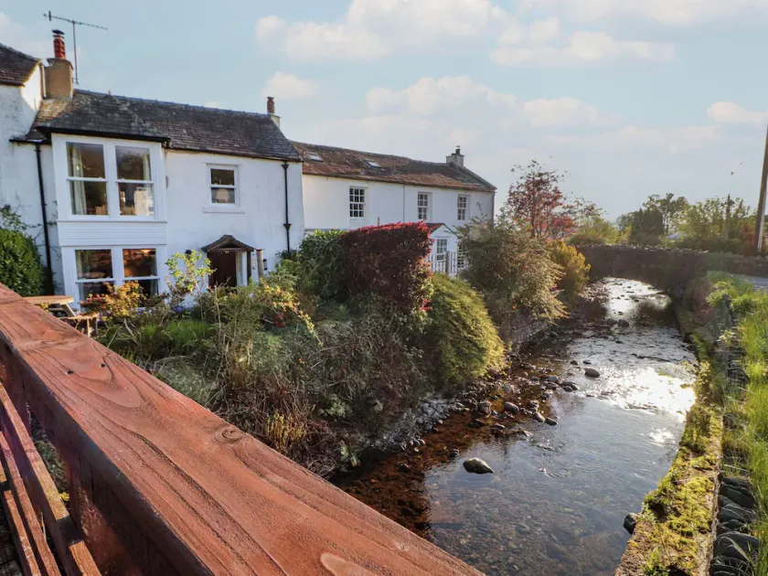 Cottage On The Brook - Image 1