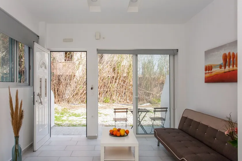 Glaros Homes - Image 1