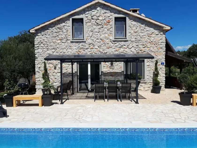 Authentic stone house with great pool and large garden! - Image 1