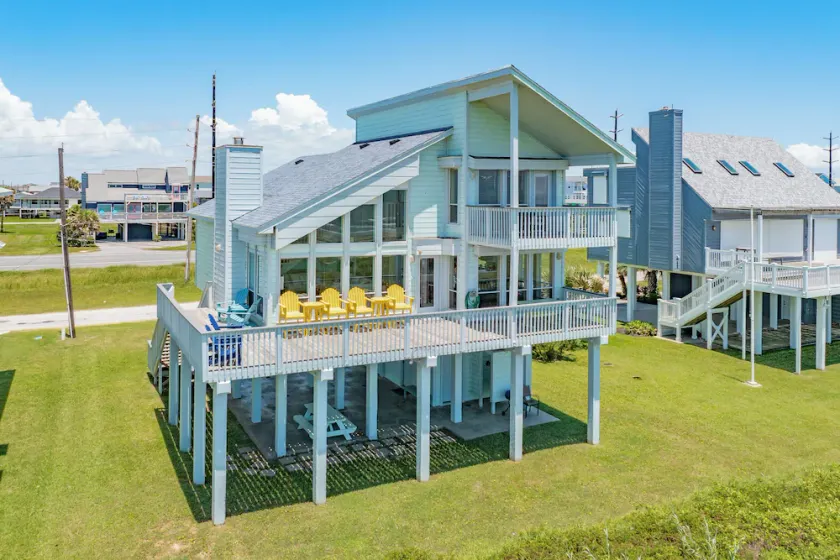 Panoramic Beachfront View Home w/ HDTVs, Media Library, 2 Decks & More - Image 1
