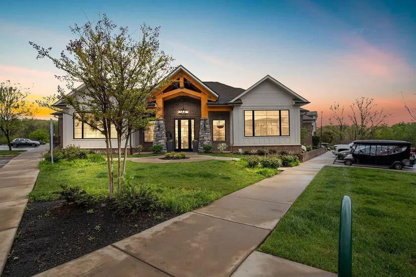 Overlook 6301 Knoxville's Ultimate Urban Escape - Image 1