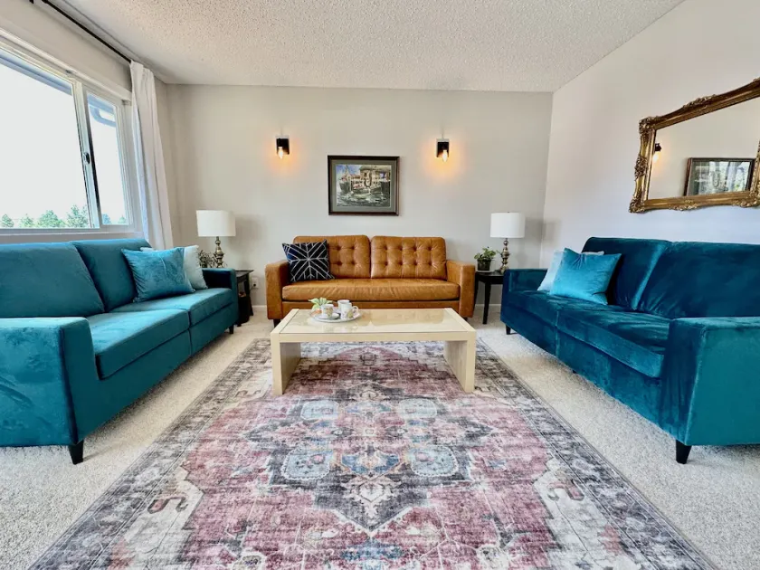 Family Fun, Spacious, Clean, Central Location, 2nd Family Room, Game Room - Image 1