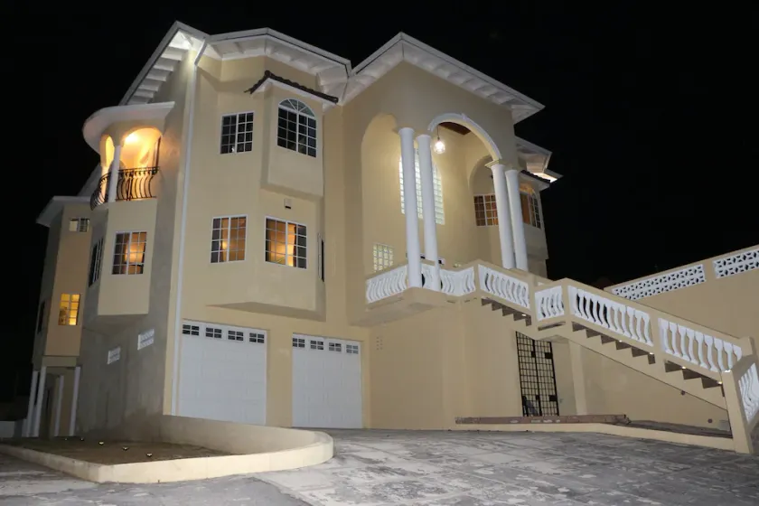 A Luxurious 4-Bedroom Private Villa with Games Room, Theatre & Modern Art - Image 1