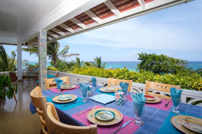 Smuk VILLA SEAGULL i Silver Sands Estate - Image 1