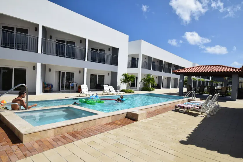 Della Condo in Arena Eagle Beach Aruba - Image 1