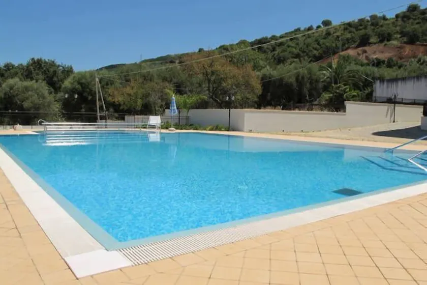Moderne Wohnung mit herrlichem Meerblick und Pool. - Image 1
