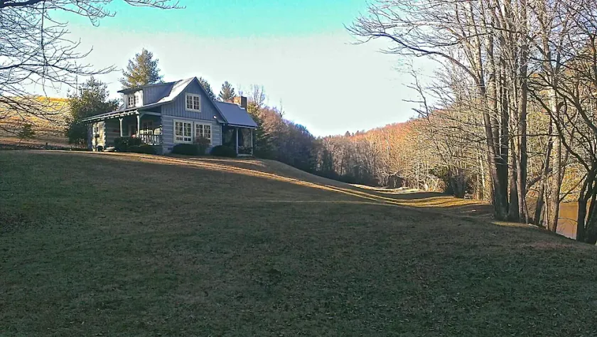 Blue Ridge Mountain 'Solitude' on The Little River - Image 1