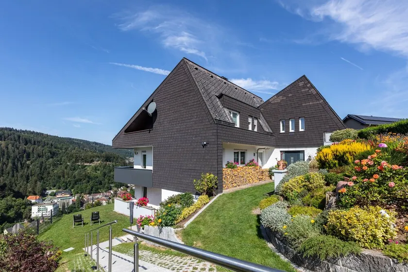 Appartamento Triberg-Blick con vista montagna, terrazza e Wi-Fi - Image 1
