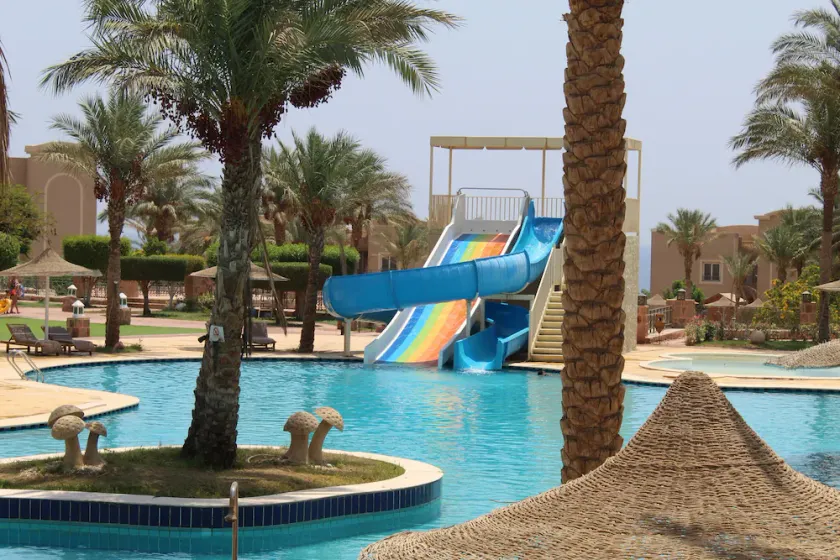 One-Bedroom Apartment with a Garden in Sahl Hasheesh - Image 1