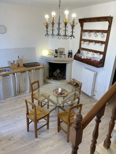 Holiday home in the historic center of Montelibretti - Image 1