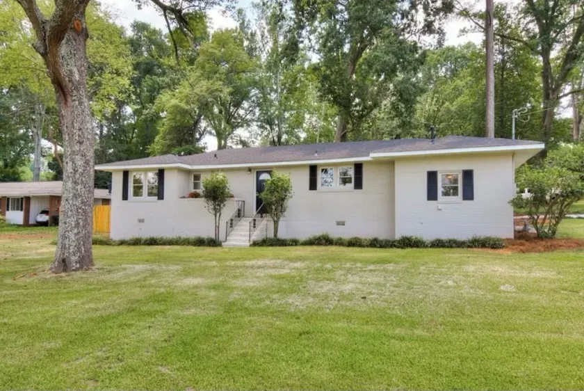 The Masters Rental! Less than half a mile from course! - Image 1