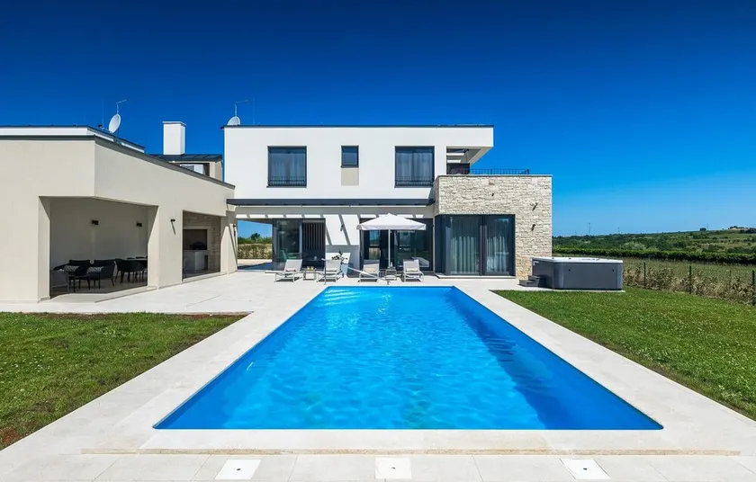 4 bedroom nice home in Brtonigla - Image 1