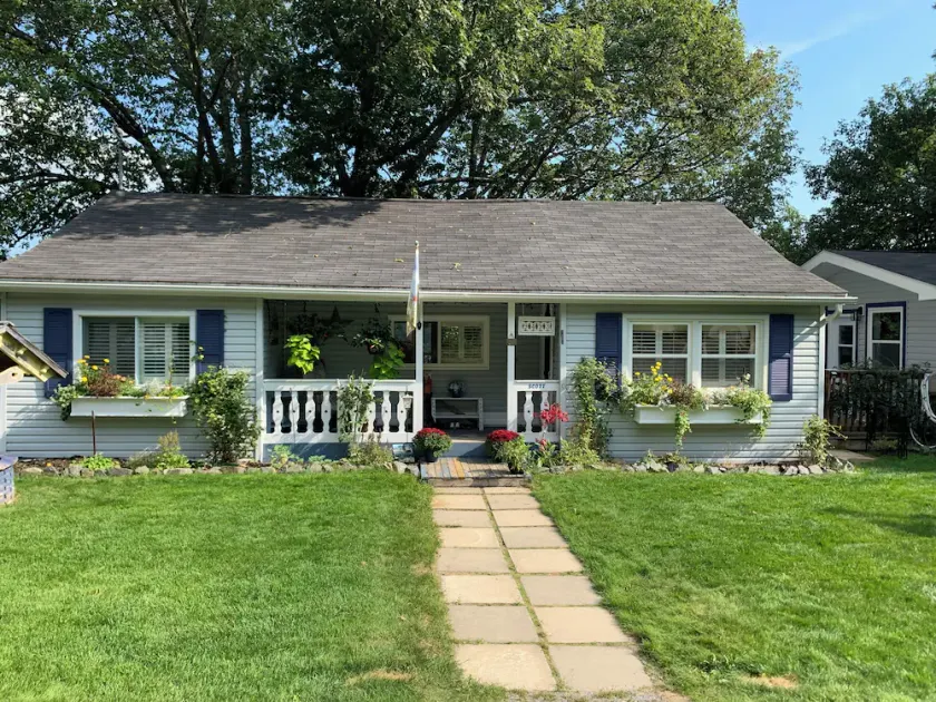 Lovely cottage Perfectly located in the centre of the Maritime Provinces - Image 1