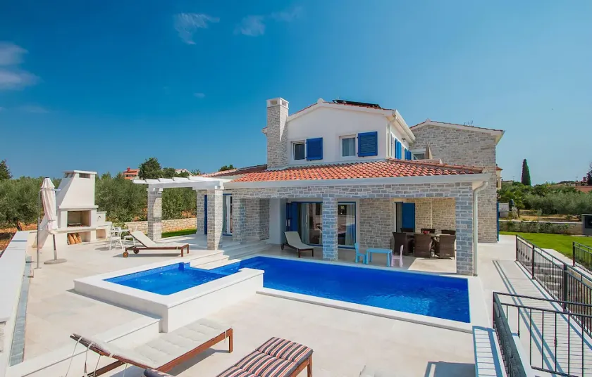 Schönes Haus in Porec mit Sauna - Image 1