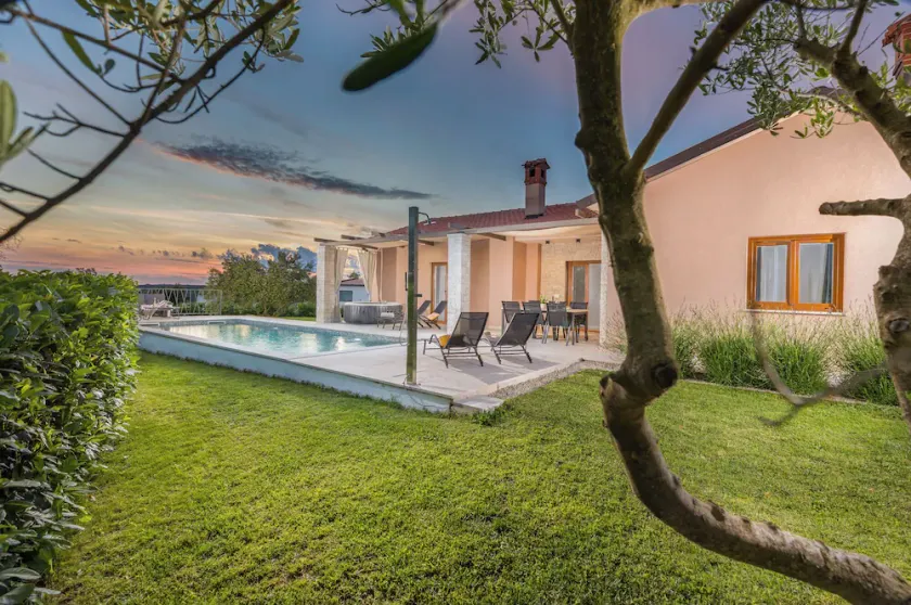 Villa Draga - Image 1