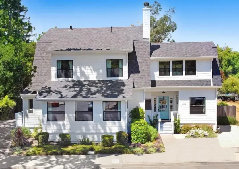 Spacious Home Near Downtown Napa - Image 1