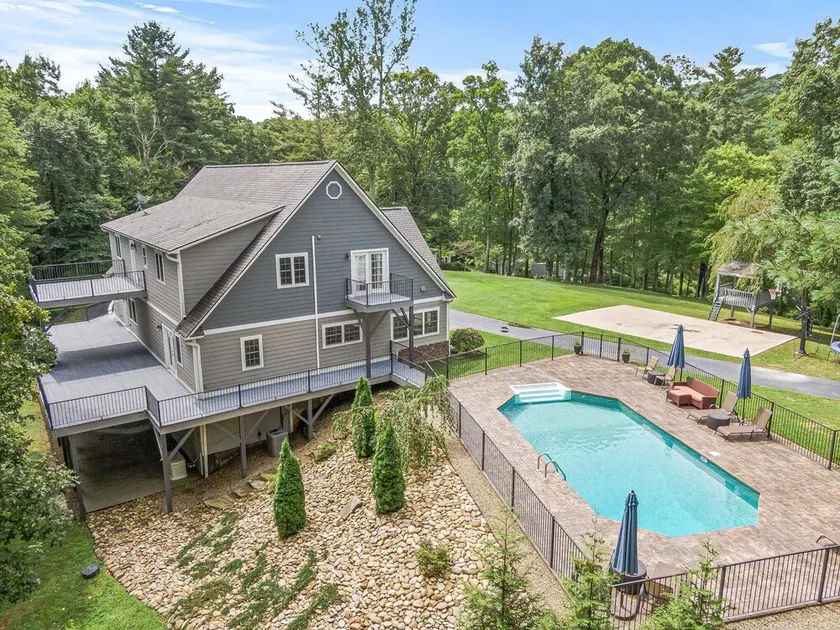 Secluded Luxury Home with Pool and Hot Tub in ASHEVILLE 15 min to Downtown - Image 1