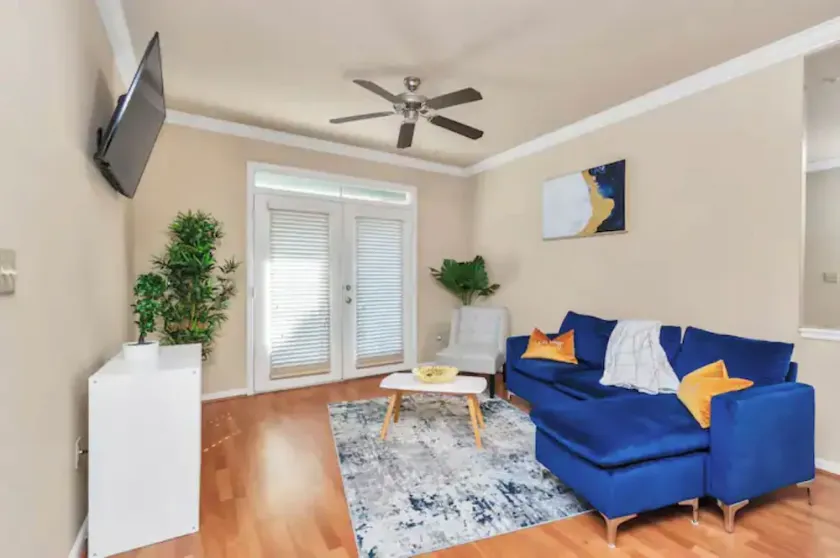 Quiet 1BR w Patio - Near Med Center, NRG, GRB & Galleria - Image 1