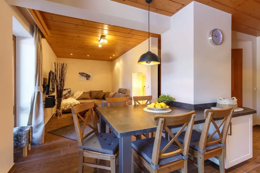 Lejlighed Hochfelln -70 kvm-2 sep. Soveværelse, 1 stue, terrasse, max. 4 pers. - Image 1