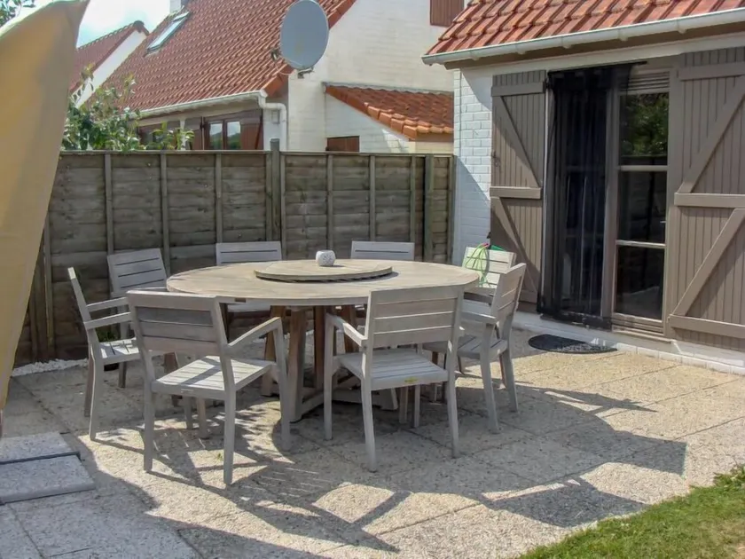Holiday Home Vissershuis 214 with parking by Interhome - Image 1