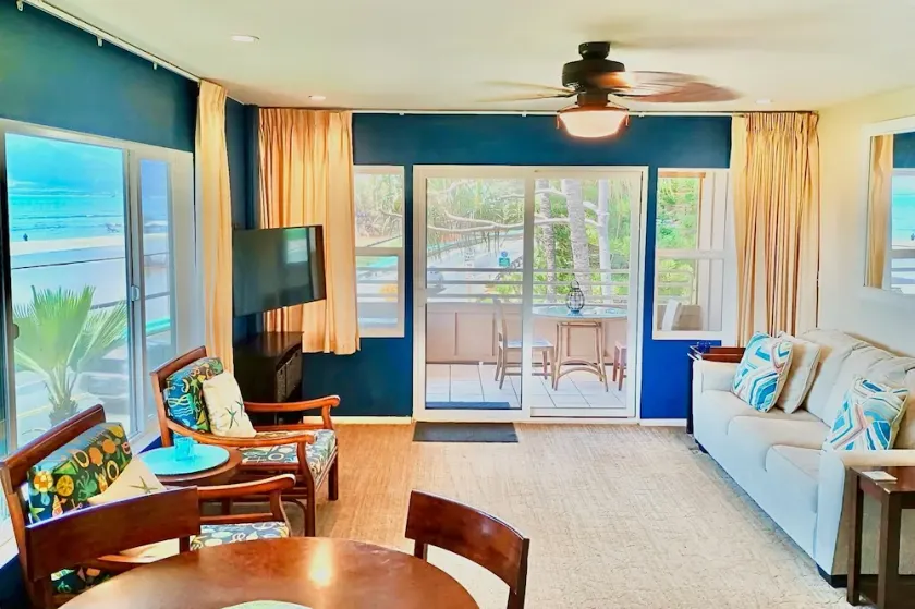 New Central AC! Oceanfront Steps from the Beach, with Pool, Jacuzzi, & BBQ. - Image 1