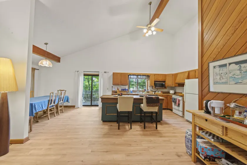 Spacious Home to Create Memories - access to Bay river and beaches - Image 1