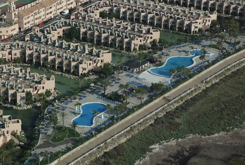 JOLI DUPLEX DANS LE COMPLEXE DE BAHIA SUR À CADIX - Image 1