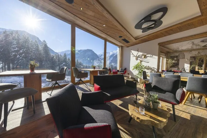 Splendid Chalet in Neukirchen near Wildkogel Ski Arena - Image 1