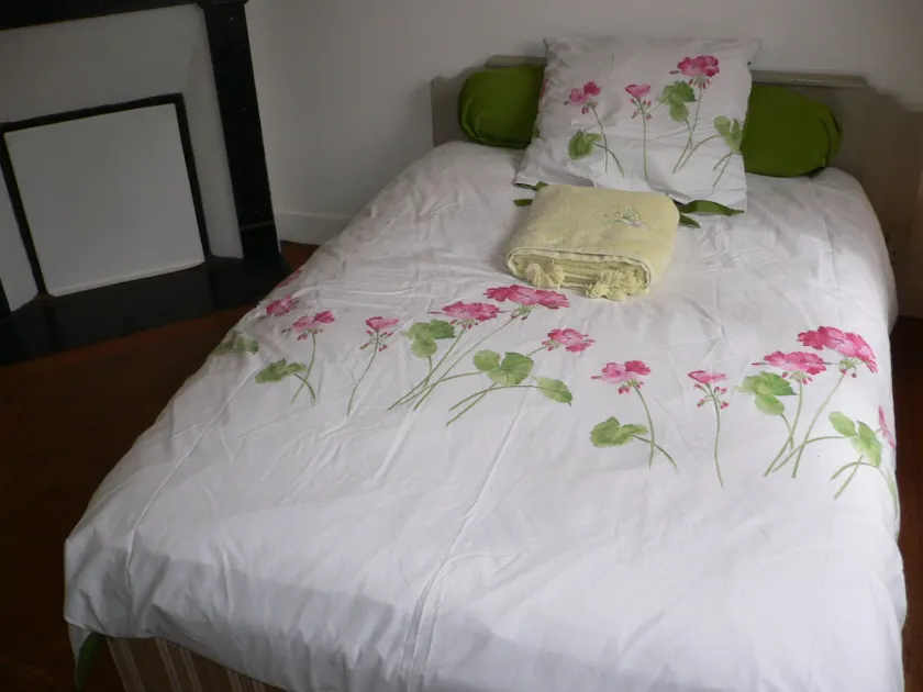 Grande chambre indépendante tout confort - Image 1