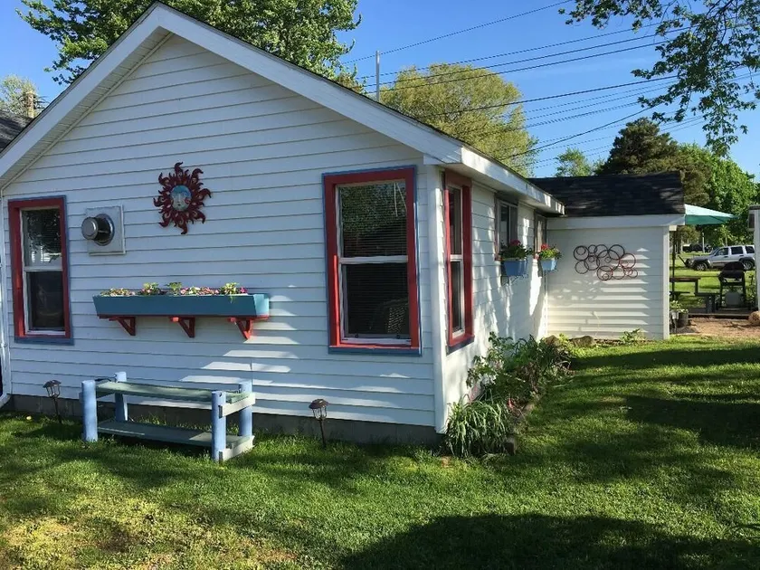 Lake Ontario - 1 Bedroom  Between Rochester and Niagara Falls - Image 1