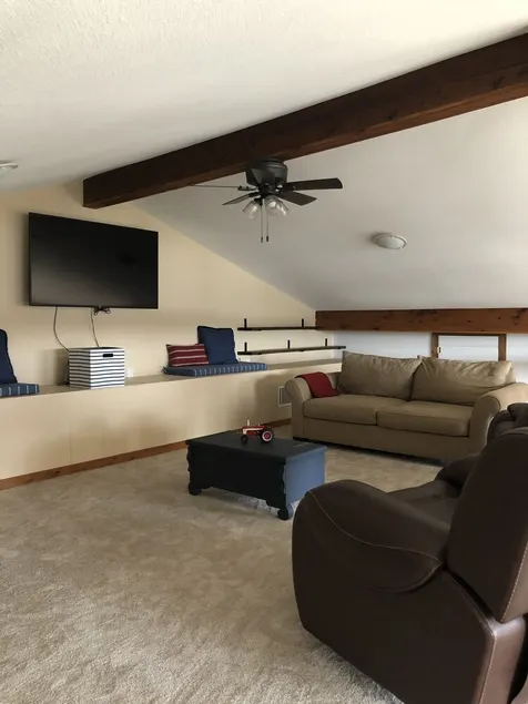 Beautiful 4bedroom home- Medina Lake - Image 1