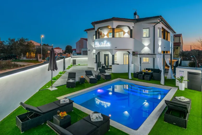Complex Villa White / One bedroom A3 - Image 1