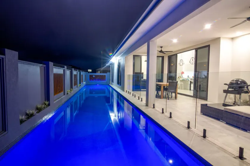 Ulysses - 4BR House with 20m Heated Lap Pool - Image 1