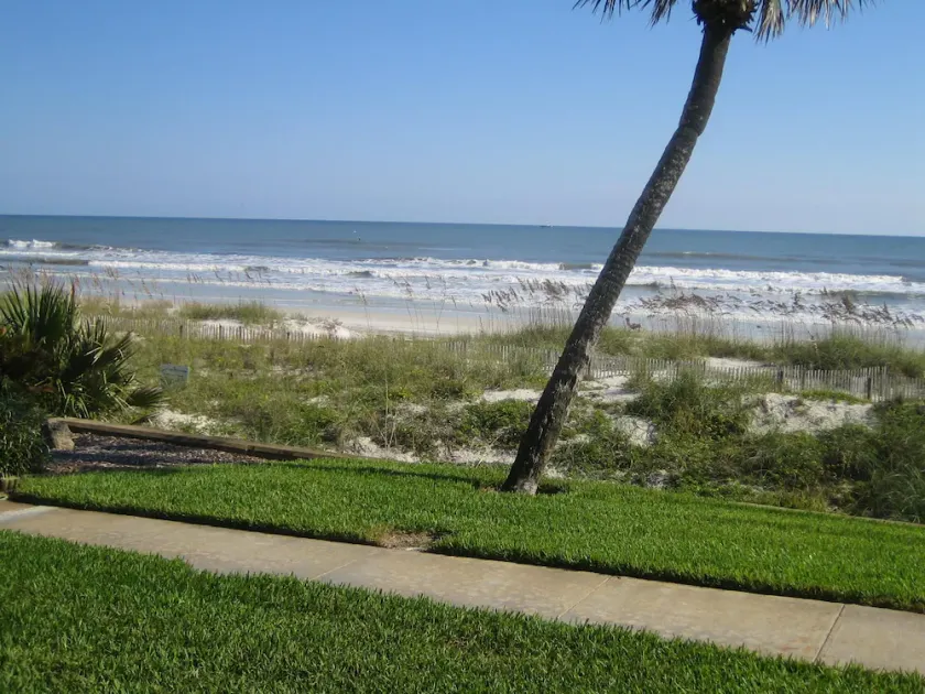 Coquina B107 - Ground Floor End Unit and Steps to the Beach! - Image 1