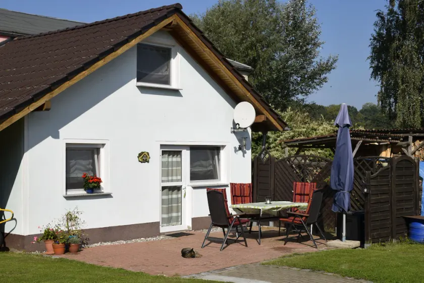 Sommerhus på Szczecin-lagunen på den solrige ø Usedom i Kamminke - Image 1