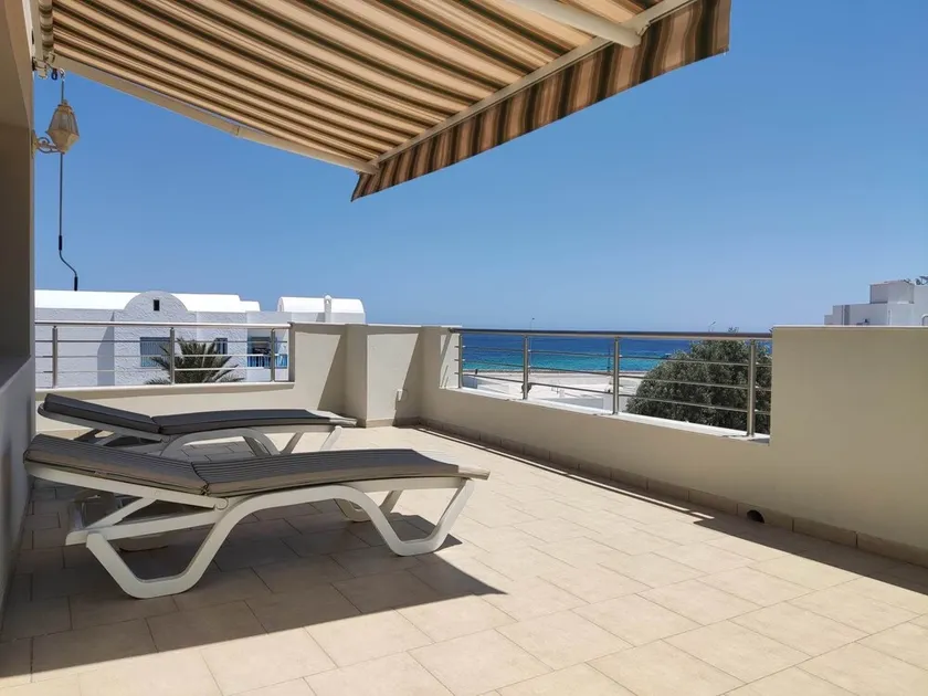2 Minuten vom Strand entfernt, sicheres, hochwertiges Studio mit wunderschönem Meerblick. - Image 1