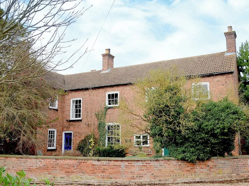 8 bedroom accommodation in Horbling, near Sleaford - Image 1