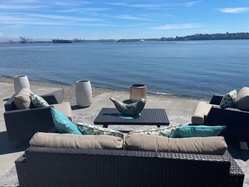 Wanderlust Beach retreat is a home set directly on the beach in Browns Point. - Image 1
