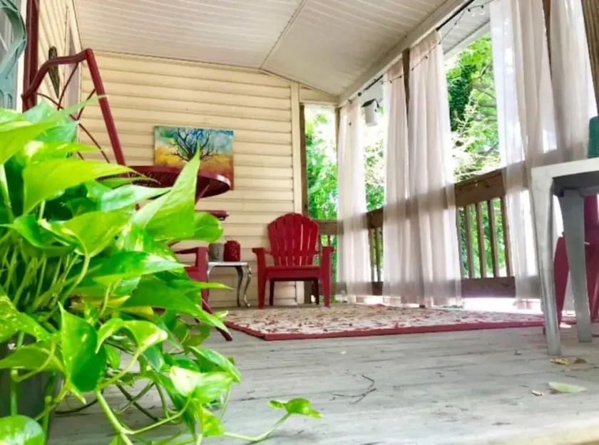 Cozy Cottage just a few minutes from New River Gorge National Park & Preserve - Image 1
