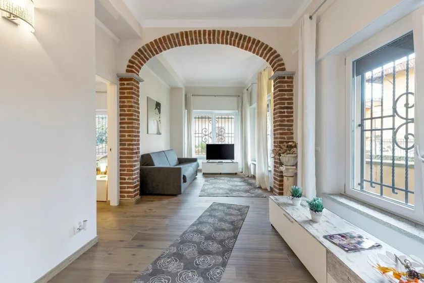Blue Mermaid of Stresa - Happy Rentals - Image 1