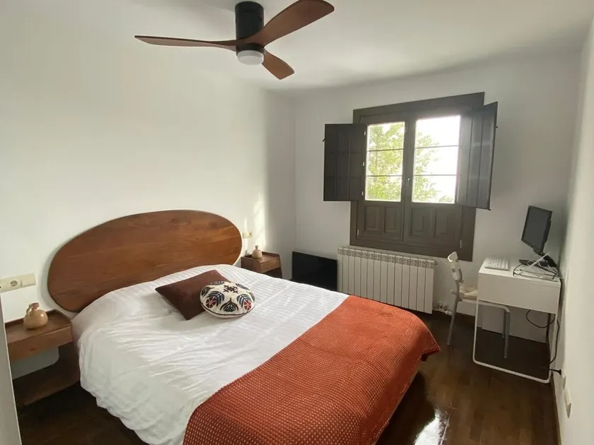 Gemütliches Apartment für 6 Personen mit 2 Schlafzimmern und Schlafsofa, 5 Min. von Jaca entfernt - Image 1