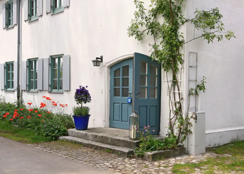 Loft for families, groups, fireplace, near Ammersee, Allgäu, Neuschwanstein - Image 1