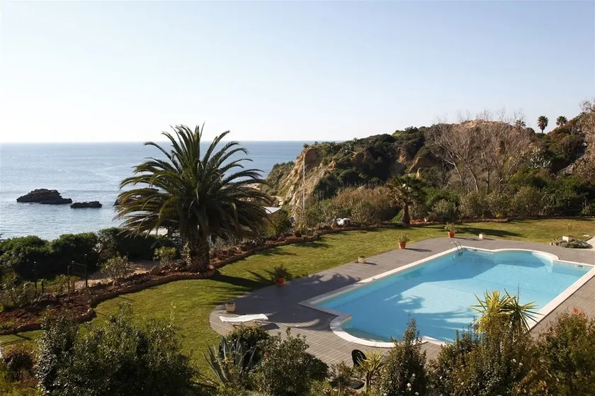 1 bed apartment front sea en Aveiros beach - Image 1