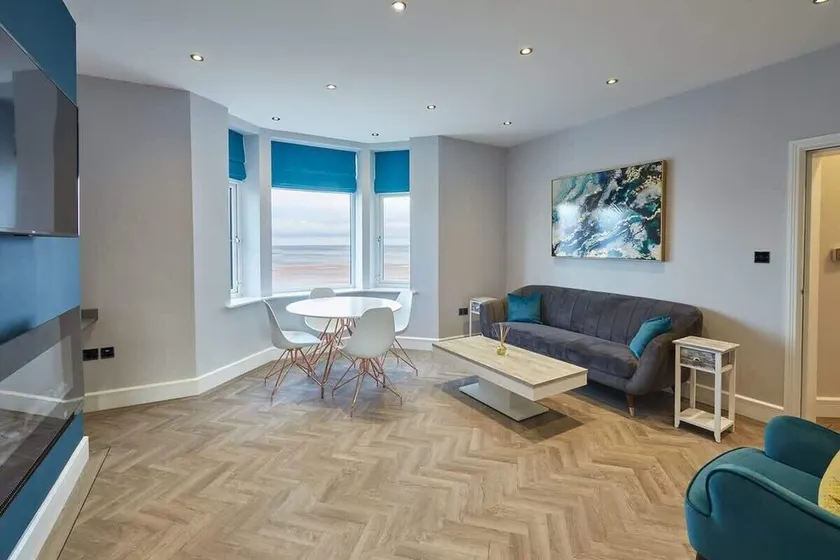 Host & Stay - Bellevue Apartments - Image 1