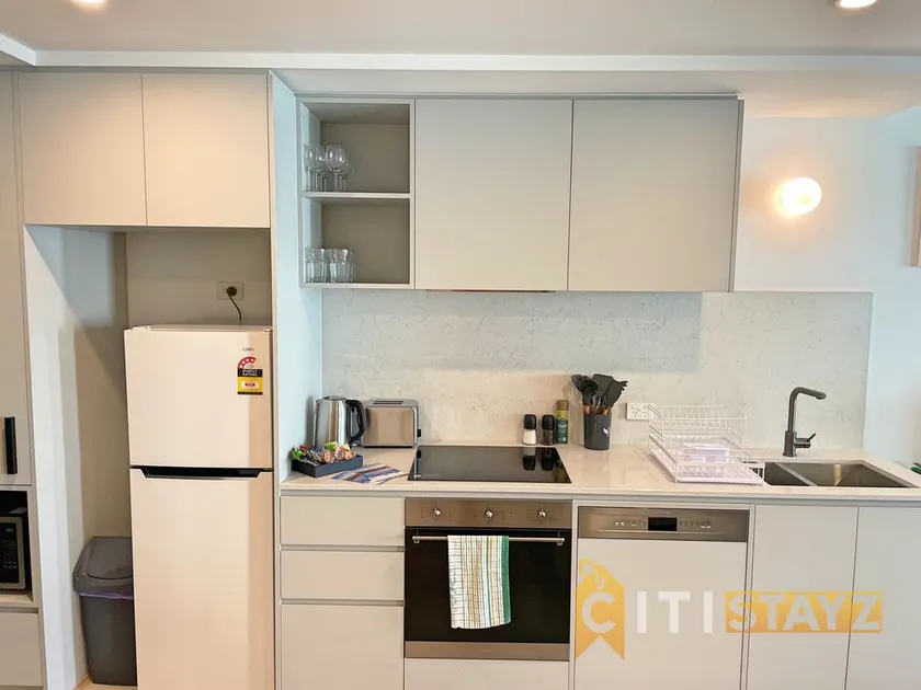 Splendid 2bd 1bth 1csp Apt - Superb CBD Location - Image 1