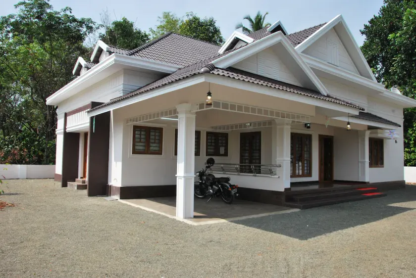Famiglia ideale, Thodupuzha, Kerala, India - Image 1