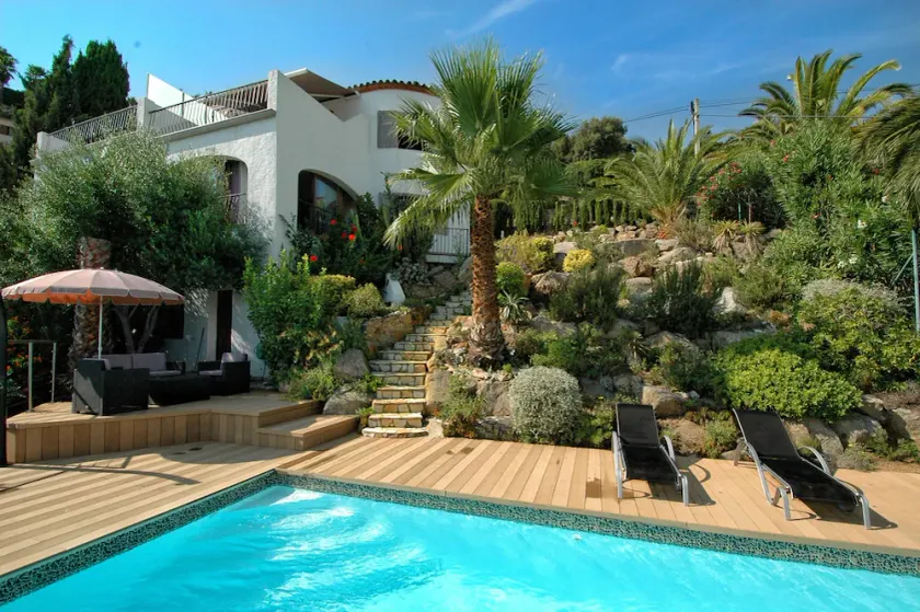 Ruhige Familienvilla mit privatem Pool und herrlicher Aussicht, nr. Calonge Zentrum - Image 1