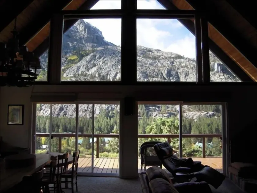 Stunning Family Chalet -Incredible Waterfall Views - Dog Friendly  Pool Table - Image 1