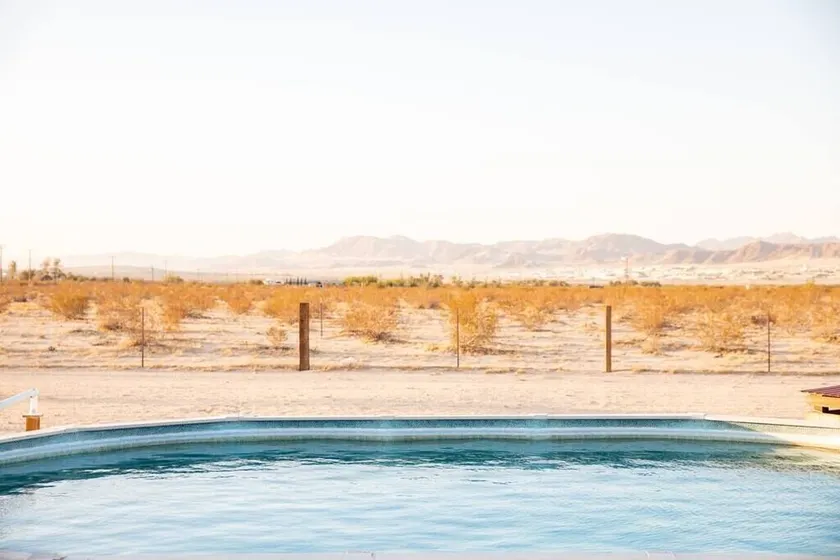 Sun Runner - Serene desert home w/pool & hot tub - Image 1