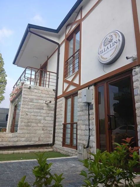 VILLA LINA LODGING HOUSE - Image 1